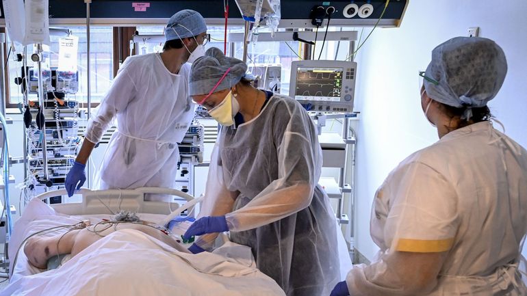 Coronavirus en Belgique: La hausse des admissions à l'hôpital se confirme