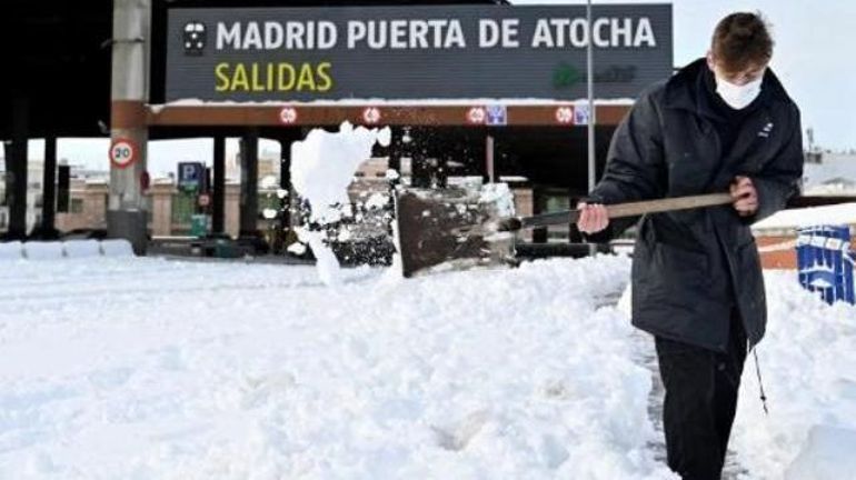 Espagne : le centre du pays toujours paralysé après la tempête de neige Filomena