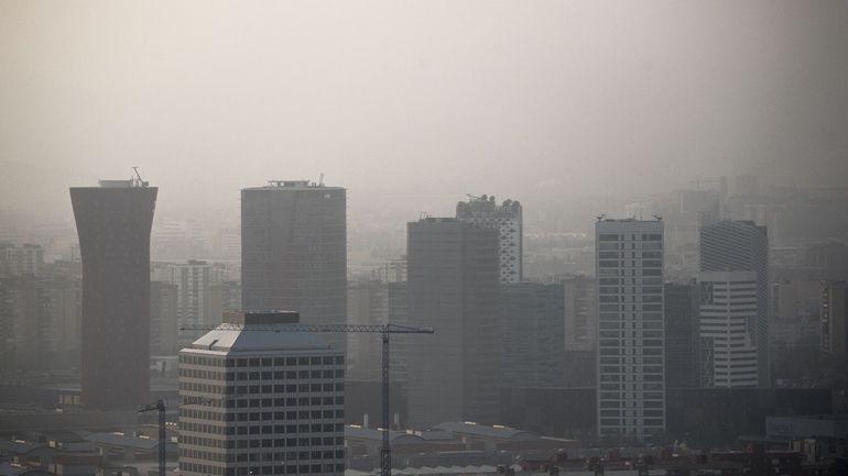 Espagne: Barcelone bannit à son tour les véhicules les plus polluants