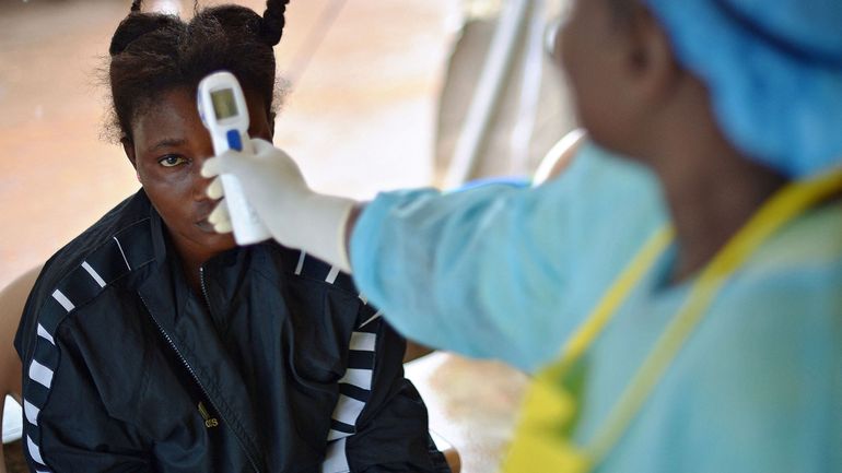Guinée: début de vaccination anti-Ebola pour en finir 