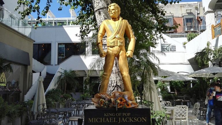 Des statues de Michael Jackson dévoilées dans plusieurs villes en Chine