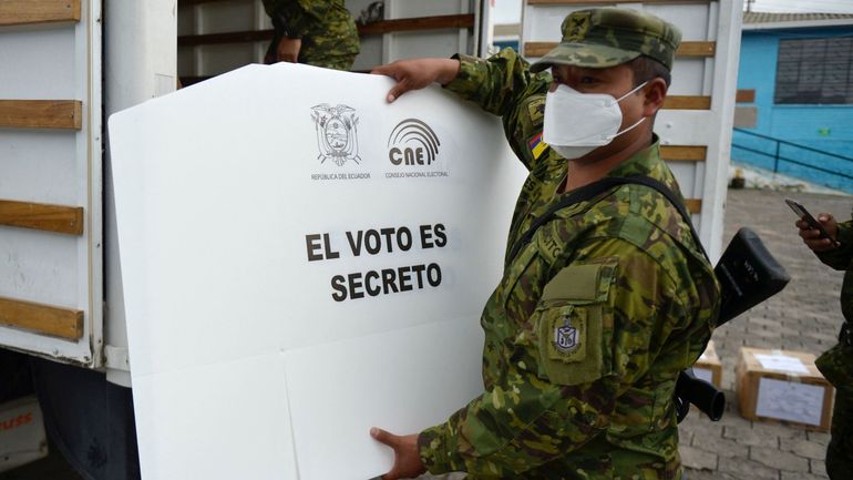 Equateur : retour de la gauche ou conservatisme, l'heure du choix pour l'élection présidentielle