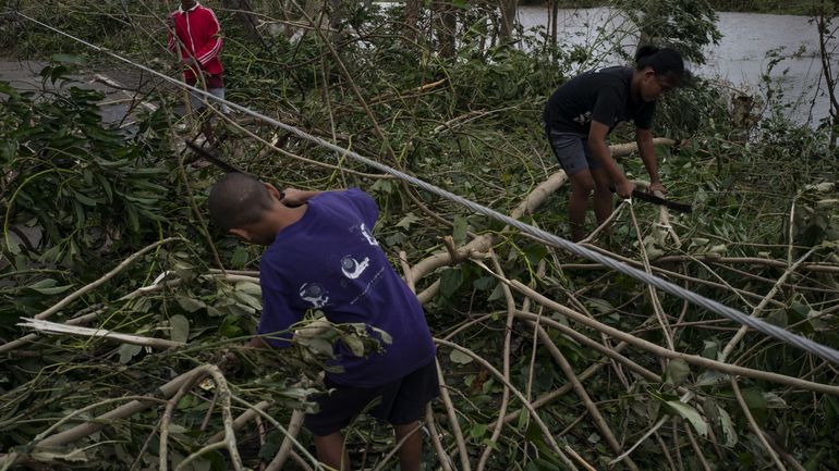 Aux Philippines, le typhon Molave fait trois morts et douze disparus