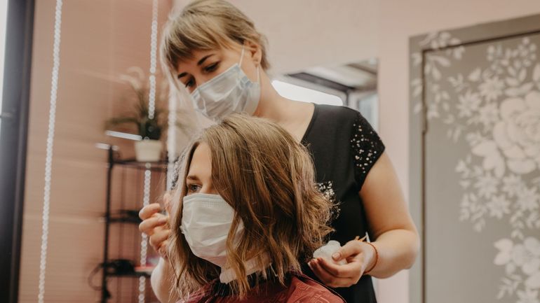 Coronavirus en Belgique : les coiffeurs déçus de ne pas pouvoir rouvrir leur salon