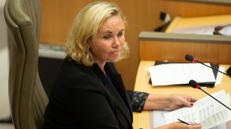 Coronavirus en Flandre : Liesbeth Homans, testée négative, retrouvera mercredi son perchoir