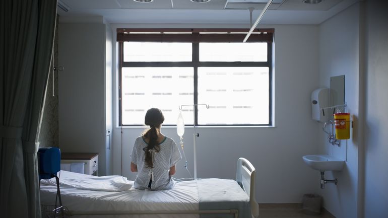 lnterdiction des visites à l'hôpital : entre solitude et incompréhension