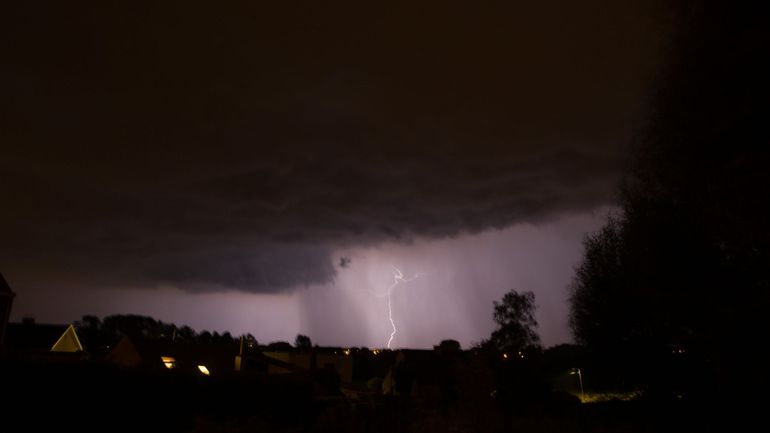 Alerte orange aux orages sur tout le pays: des averses 