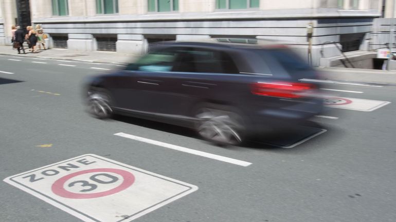 Mobilité à Bruxelles : Une campagne d'information sur le passage à 30 km/h à Bruxelles