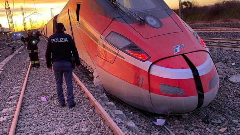 Un train à grande vitesse déraille en Italie, au moins deux morts et une trentaine de blessés