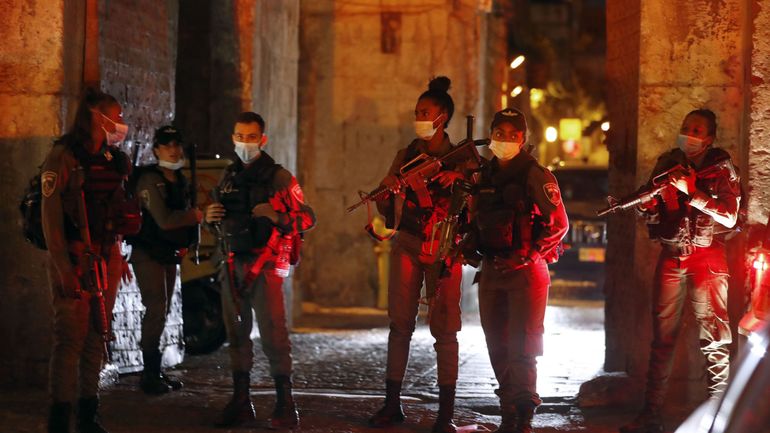 Jérusalem : un agent de police blessé après une attaque au couteau, l'assaillant a été abattu
