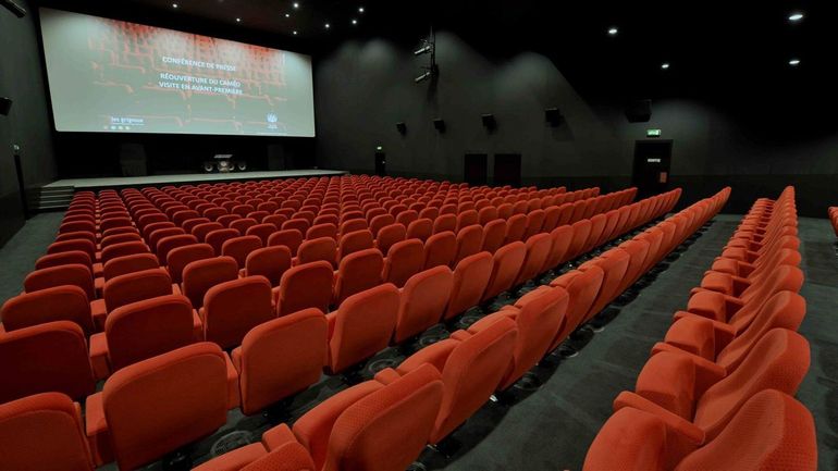 Coronavirus: les salles de cinéma impactées par les mesures sanitaires et le report de films