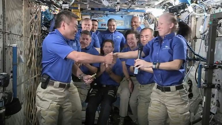 Quatre astronautes ont quitté l'ISS à bord d'un vaisseau SpaceX, en route vers la Terre