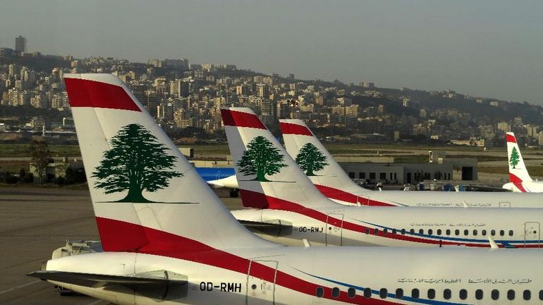 Crise économique au Liban: les compagnies aériennes n'accepteront plus que les paiements en dollar