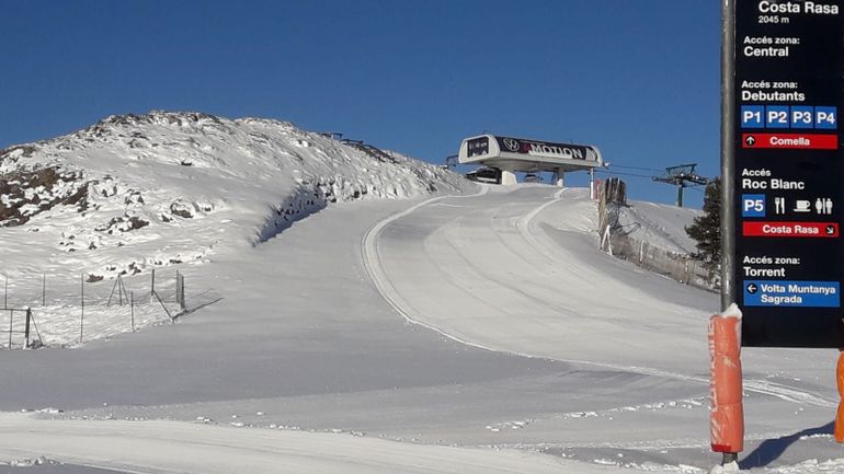 L'imbroglio des pistes de ski en Europe, l'Espagne compte les ouvrir au contraire de la France