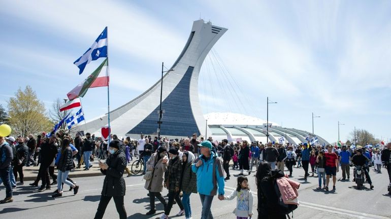 Canada : importante manifestation à Montréal contre les restrictions sanitaires