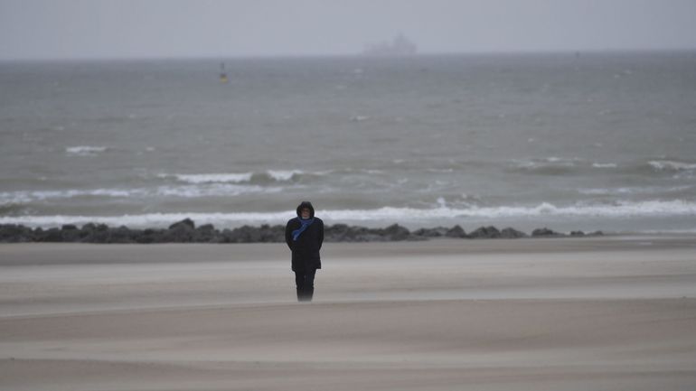 Côte belge: les tempêtes du printemps ont déplacé l'équivalent de 1120 piscines olympiques de sable