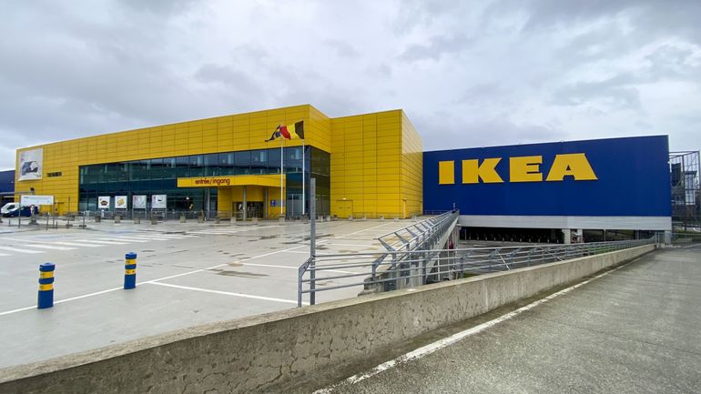 Ikea ne diffusera plus de catalogue papier 70 ans après la sortie du premier exemplaire