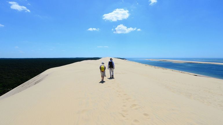 France : la dune du pilat, plus haute dune de sable d'Europe a perdu près de quatre mètres en son sommet