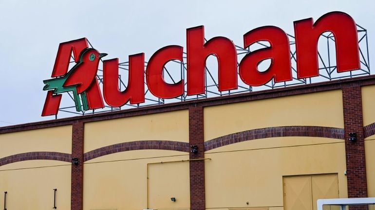 France: Auchan Retail annonce la suppression de 517 emplois dans le cadre d'une 