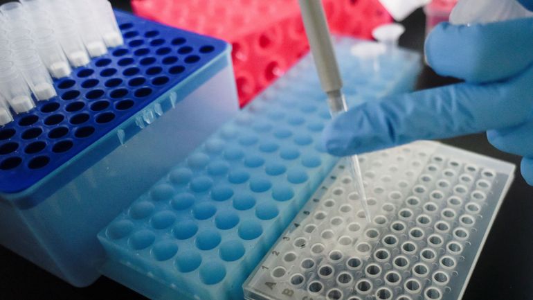 Coronavirus : déjà 24 demandes pour des essais cliniques liés au Covid-19 en Belgique