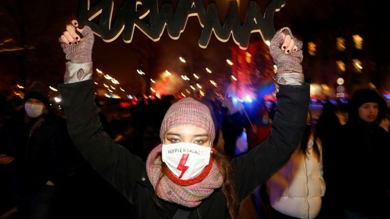 En Pologne, de nouvelles manifestations pour protester contre la quasi-interdiction de l'avortement