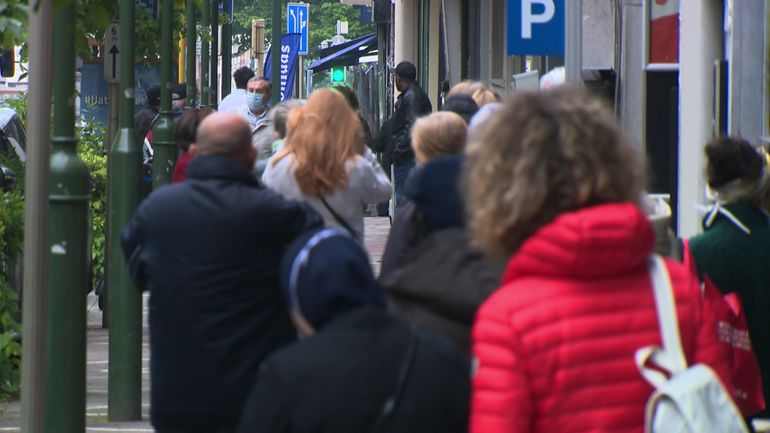 Les Belges se ruent vers les merceries depuis ce matin