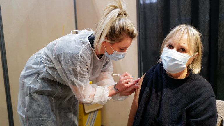 Coronavirus en Belgique : plus de 755.000 premières doses du vaccin anti-covid administrées