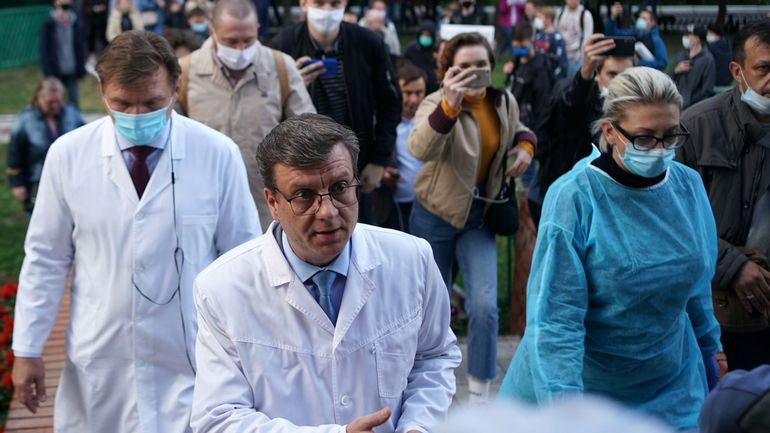 Alexeï Navalny : les médecins donnent leur accord au transport de l'opposant jugeant 