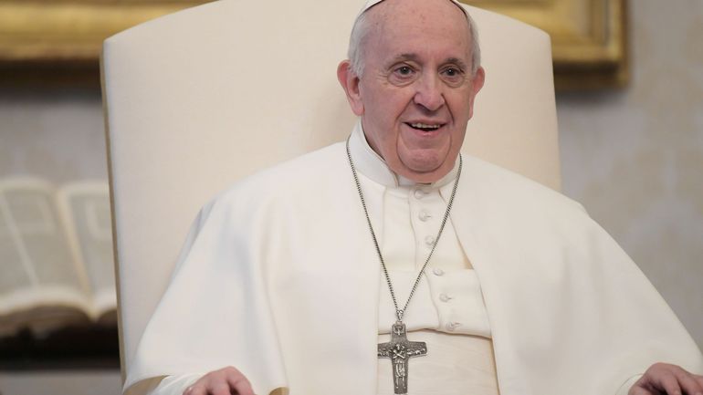Vatican : le pape nomme une femme au poste de sous-secrétaire du synode des Evêques, une première !