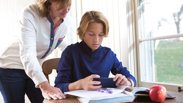 Coronavirus en Belgique : deux parents sur trois seraient opposés au maintien des examens de fin d'année