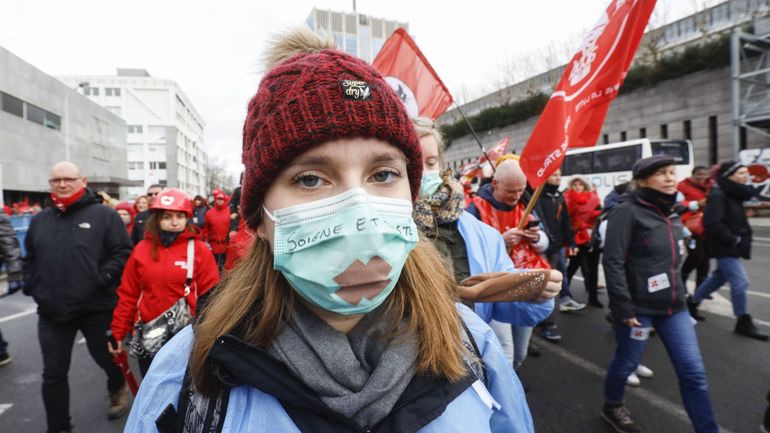 Coronavirus: Les élections sociales de mai reportées