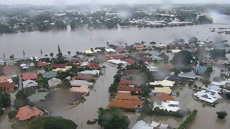 Les feux à peine éteints, l'Australie fait face à des inondations et à un cyclone tropical