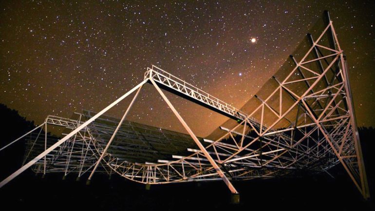 Une nouvelle série de mystérieux signaux radio venus de l'espace sont analysés par les scientifiques