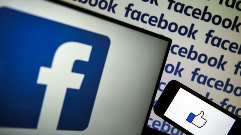 Facebook et l'Australie: duel de titans entre Rupert Murdoch et Mark Zuckerberg