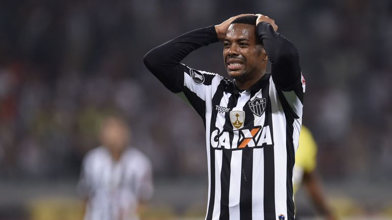 Le Brésilien Robinho revient au Santos FC, pour 230€ par mois