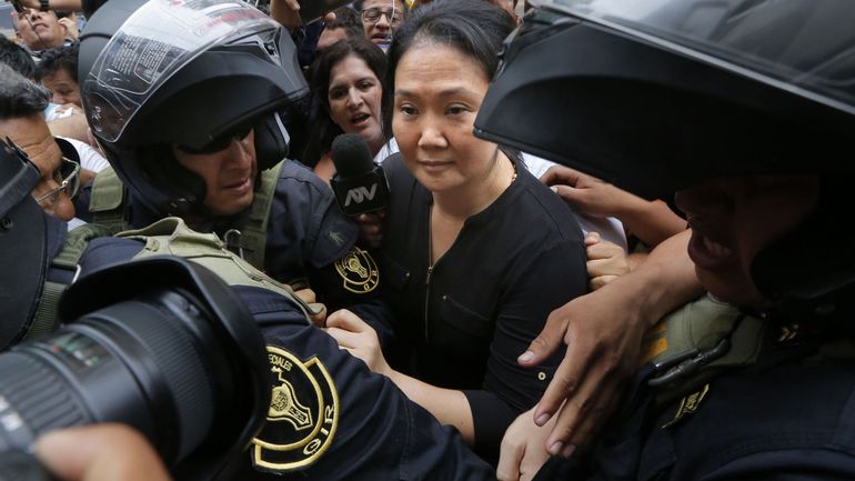 Pérou: accusée de corruption, la cheffe de l'opposition Keiko Fujimori retourne en prison
