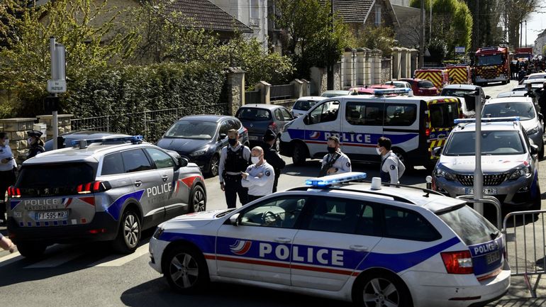 France : trois personnes en garde à vue après l'attaque mortelle d'une policière à Rambouillet