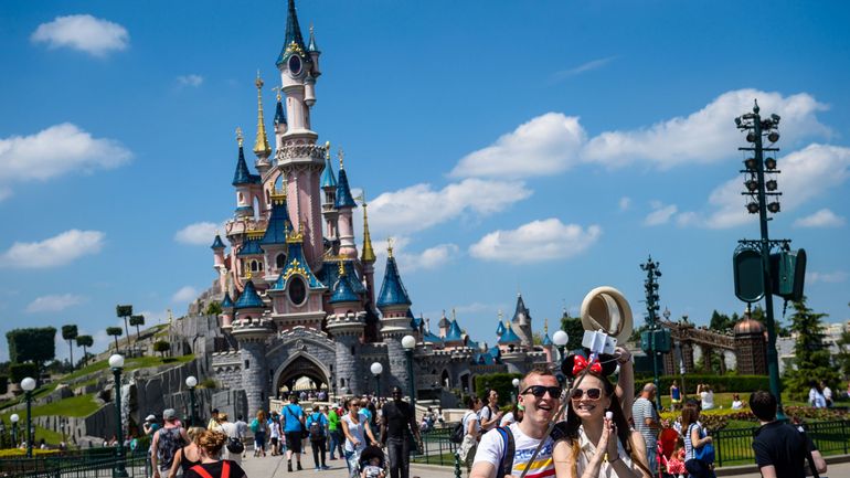 La réouverture de Disneyland Paris encore reportée
