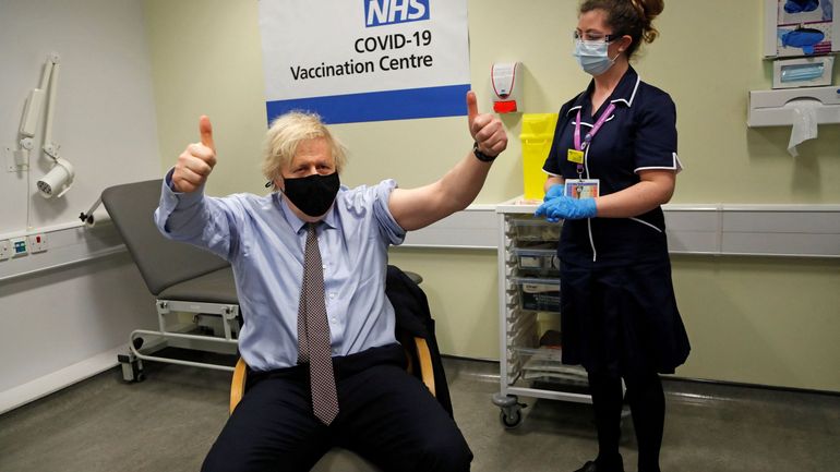 Coronavirus en Grande-Bretagne : Boris Johnson a reçu une première dose de vaccin AstraZeneca