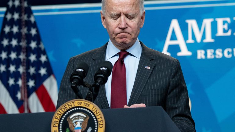 Coronavirus: Joe Biden ordonne la mise en berne des drapeaux pour marquer le demi-million de décès
