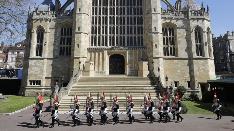 Suivez en direct les adieux du Royaume-Uni et de la reine Elizabeth II au prince Philip