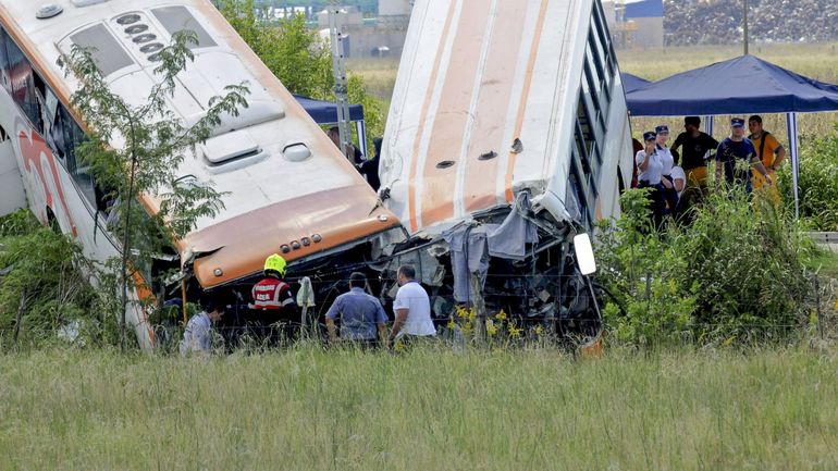 Choc frontal entre deux bus en Argentine: 13 morts et 34 blessés