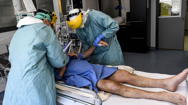 Coronavirus : après la surmortalité d'avril, la sous-mortalité de juillet