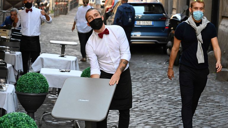 Coronavirus en Italie : obligation du port du masque en extérieur à Rome