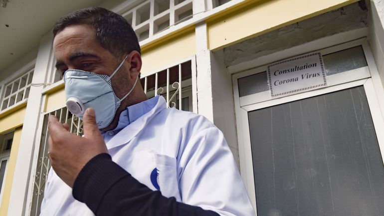 Algérie: premier mort lié au coronavirus