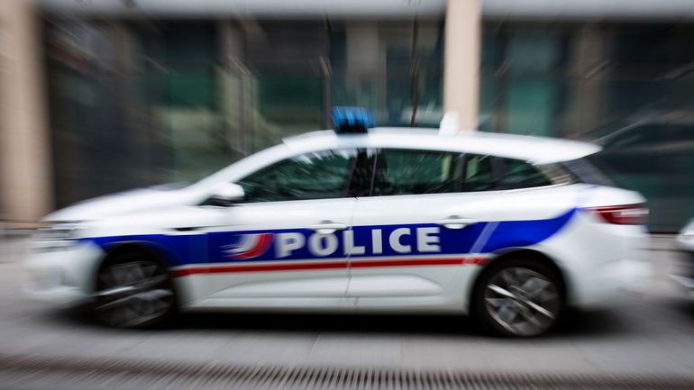 France: un homme poignarde des passants à Villejuif, la police le neutralise