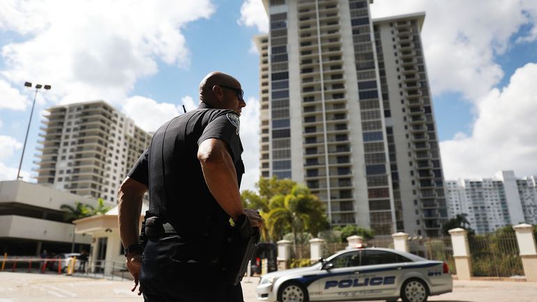 Etats-Unis : sur Facebook, une unité policière de Floride propose du travail aux agents renvoyés pour violences