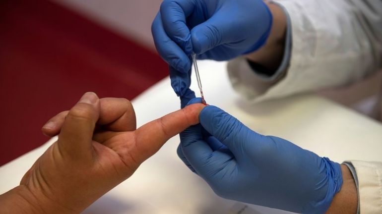 Coronavirus : dans un hôpital de Rome, une campagne de tests sérologiques à grande échelle