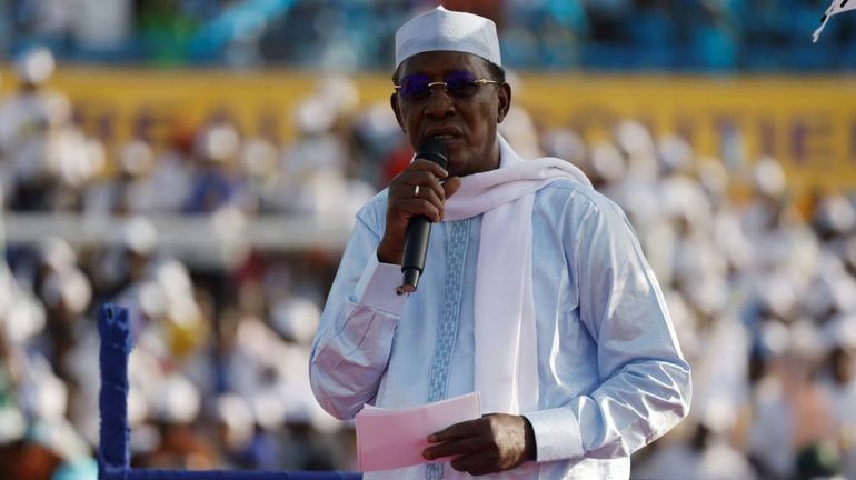 Le président tchadien Déby est mort de blessures reçues au front, son fils nouvel homme fort à la tête d'un conseil militaire