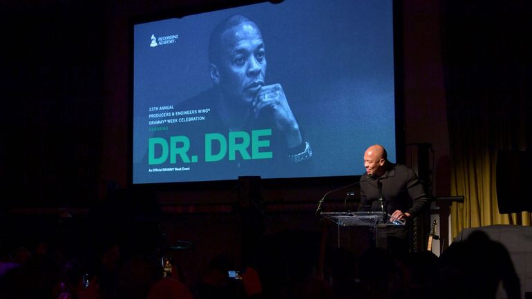 Dr. Dre, hospitalisé à la suite d'un anévrisme cérébral, se dit 